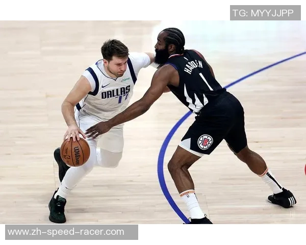 快船与尼克的激烈对决谁能在NBA赛场上笑到最后